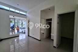 KESEMPATAN TERBAIK! Rumah area Taman Kopo Indah, 3 KT, Siap Huni, LT 102m² LB 75m² KESEMPATAN TERBAIK! Rumah area Taman Kopo Indah, 3 KT, Siap Huni, LT 102m² LB 75m²