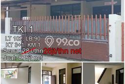 Rumah Strategis dengan 4 Kamar Tidur dan 1 Kamar Mandi di Area Taman Kopo Indah, Bandung Rumah Strategis dengan 4 Kamar Tidur dan 1 Kamar Mandi di Area Taman Kopo Indah, Bandung