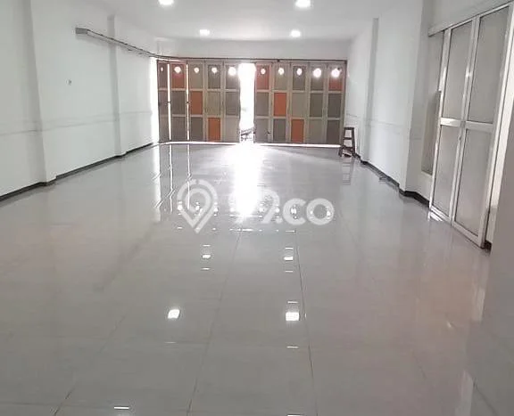 Ruko disewakan lokasi strategis Padalarang Bandung Barat 180m2 Ruko disewakan lokasi strategis Padalarang Bandung Barat 180m2