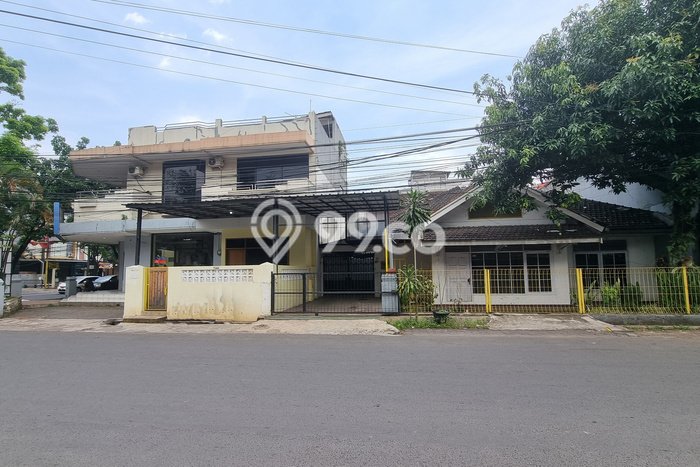 Ruko Bagus Dijual LB 400m2 Lokasi Strategis Bandung Area Cocok untuk Berbisnis Ruko Bagus Dijual LB 400m2 Lokasi Strategis Bandung Area Cocok untuk Berbisnis