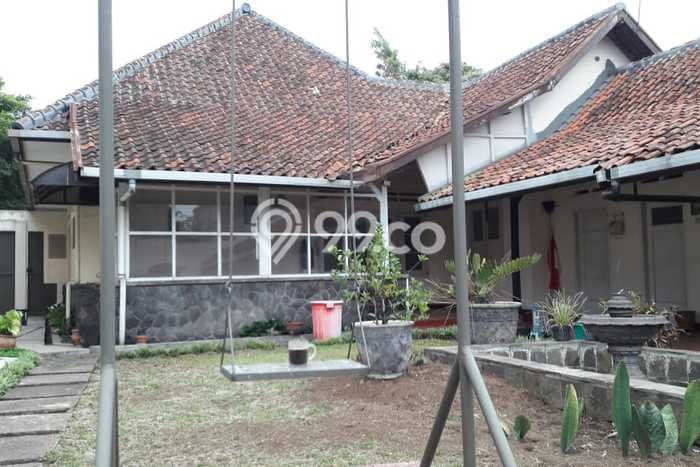 Ready to Use! Luxury House LT 915m2 Desain Elegan di Pasir Koja Ready to Use! Luxury House LT 915m2 Desain Elegan di Pasir Koja