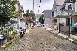 Hunian Cantik Modern Lb 200m2 di Batununggal, Bandung Hunian Cantik Modern Lb 200m2 di Batununggal, Bandung