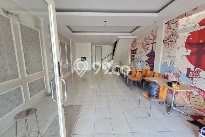 Ruko Dijual Lokasi Emas di Lakarsantri Luas 152m2 Ruko Dijual Lokasi Emas di Lakarsantri Luas 152m2