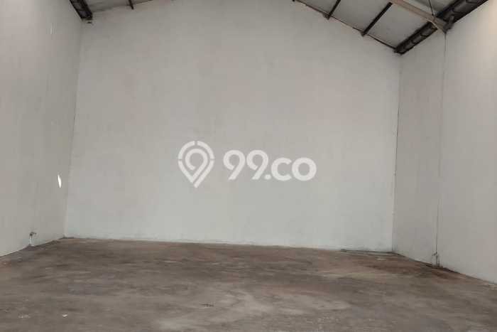 Disewakan Gudang Kawasan Sambikerep, Luas 150m2m², Area Strategis, Siap Untuk Dipakai Disewakan Gudang Kawasan Sambikerep, Luas 150m2m², Area Strategis, Siap Untuk Dipakai