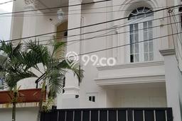 Dijual Rumah Mewah Megah Dengan View Eksklusif di Pondok Indah, Jakarta Selatan Dijual Rumah Mewah Megah Dengan View Eksklusif di Pondok Indah, Jakarta Selatan