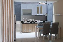 Rumah Mewah LB 99m2 Siap Huni Desain Elegan di Bintaro, Tangerang Selatan Rumah Mewah LB 99m2 Siap Huni Desain Elegan di Bintaro, Tangerang Selatan