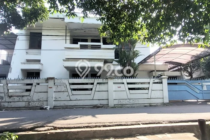 Siap Huni Hunian Elit 4 Kamar di Cengkareng Dekat ke Mana Pun Siap Huni Hunian Elit 4 Kamar di Cengkareng Dekat ke Mana Pun