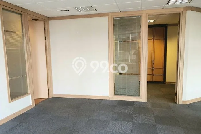 Kantor Disewa di Jakarta Selatan dengan LB 218m2 Area Komersial Ramai Kantor Disewa di Jakarta Selatan dengan LB 218m2 Area Komersial Ramai