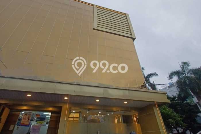 Unit Ruko Disewa Lokasi Cengkareng, Jakarta Barat Spesifikasi Luas Bangunan 165m2 Unit Ruko Disewa Lokasi Cengkareng, Jakarta Barat Spesifikasi Luas Bangunan 165m2