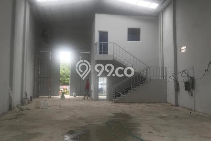 FOR SALE! Gudang di Cengkareng Jakarta Barat, LT 300m2, LB 300m2 FOR SALE! Gudang di Cengkareng Jakarta Barat, LT 300m2, LB 300m2