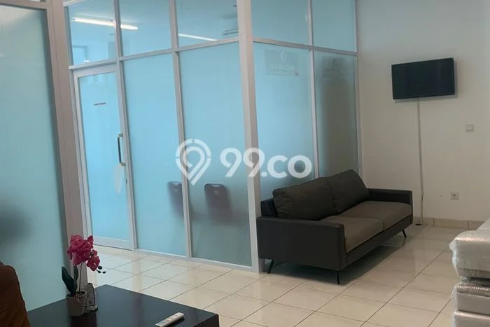 LOKASI POTENSIAL! Ruko For Rent di Bekasi Utara, Luas 315m², Siap Usaha LOKASI POTENSIAL! Ruko For Rent di Bekasi Utara, Luas 315m², Siap Usaha