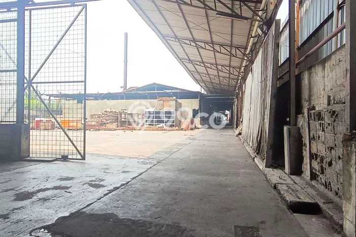 LOKASI STRATEGIS! Gudang di Daan Mogot, Luas 3000m², Sentra Perdagangan LOKASI STRATEGIS! Gudang di Daan Mogot, Luas 3000m², Sentra Perdagangan