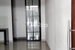 LOKASI STRATEGIS! Rumah di Green Lake City, Akses ke Tol, 2 KM, Luas 70m2m² Bangunan 100m2m² LOKASI STRATEGIS! Rumah di Green Lake City, Akses ke Tol, 2 KM, Luas 70m2m² Bangunan 100m2m²