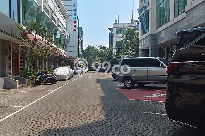 Ruko Strategis di Pantai Indah Kapuk, Luas 225m², Area Bisnis, Tingkat Keramaian Tinggi Ruko Strategis di Pantai Indah Kapuk, Luas 225m², Area Bisnis, Tingkat Keramaian Tinggi
