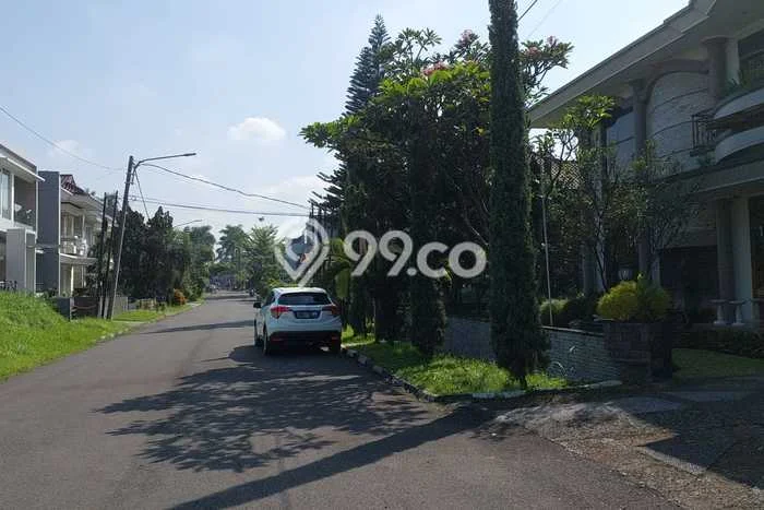 Hunian Elit LB 600m2 Siap Pakai Desain Elegan di mekar wangi, Bandung Hunian Elit LB 600m2 Siap Pakai Desain Elegan di mekar wangi, Bandung