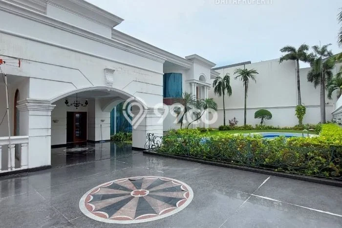 For Sale! Premium House LT 1241m2 Desain Elegan di Pondok Indah For Sale! Premium House LT 1241m2 Desain Elegan di Pondok Indah