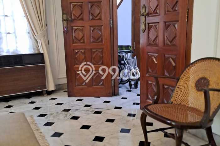 Dijual Rumah Premium dengan Fasilitas Sekitar Lengkap di Menteng, Jakarta Pusat Dijual Rumah Premium dengan Fasilitas Sekitar Lengkap di Menteng, Jakarta Pusat