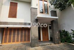 Jual Rumah Luas Elegan Dengan View Eksklusif di Kemang, Jakarta Selatan Jual Rumah Luas Elegan Dengan View Eksklusif di Kemang, Jakarta Selatan