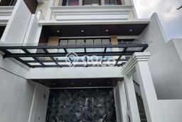 Dijual Rumah Premium dengan Fasilitas Sekitar Lengkap di Cilandak, Jakarta Selatan Dijual Rumah Premium dengan Fasilitas Sekitar Lengkap di Cilandak, Jakarta Selatan