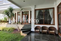 For Sale! Premium House LT 794m2 Desain Elegan di Permata Hijau For Sale! Premium House LT 794m2 Desain Elegan di Permata Hijau