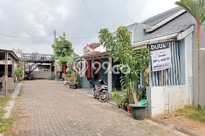 Jual Rumah Strategis Bagus Punya 2 KT di Jombang Cilegon SHM Jual Rumah Strategis Bagus Punya 2 KT di Jombang Cilegon SHM