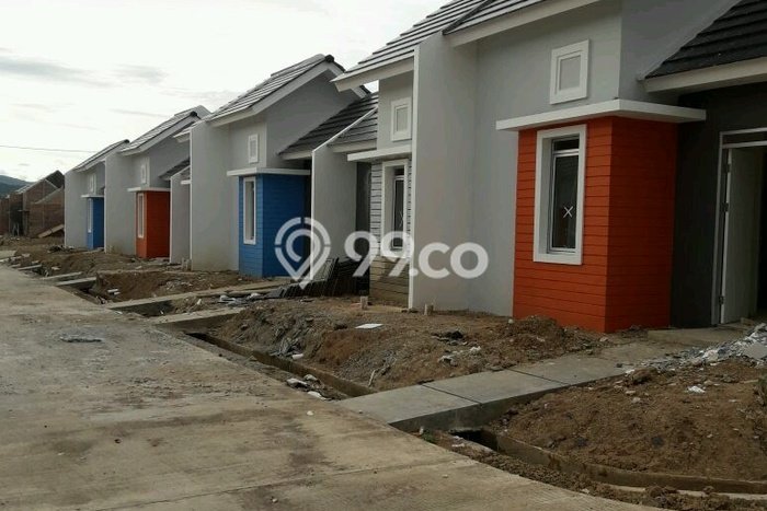 Rumah Nyaman 2 KT LB 36m2 Kondisi Bagus di Ciracas Rumah Nyaman 2 KT LB 36m2 Kondisi Bagus di Ciracas