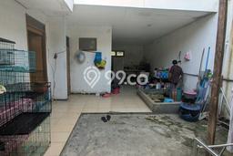 For Sale Rumah 5 Kamar Lokasi Strategis Bagus dan Strategis di Sidoarjo For Sale Rumah 5 Kamar Lokasi Strategis Bagus dan Strategis di Sidoarjo