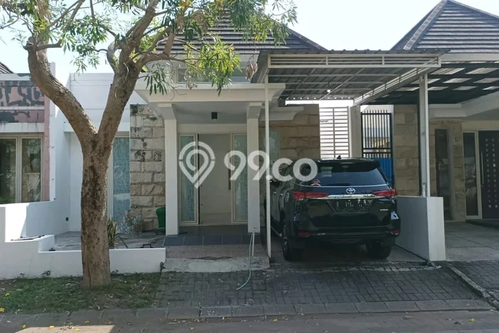 HARGA SPESIAL! Rumah di Sidoarjo, Dekat Pusat Kota, 4 KT, LT 133m2m² Bangunan 90m2m² HARGA SPESIAL! Rumah di Sidoarjo, Dekat Pusat Kota, 4 KT, LT 133m2m² Bangunan 90m2m²