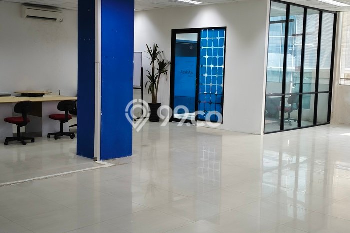 Kantor untuk Disewa di Pusat Jakarta Selatan Luas Bangunan 215m2 Kantor untuk Disewa di Pusat Jakarta Selatan Luas Bangunan 215m2