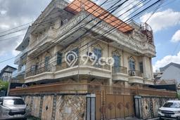 Rumah di Duri Kepa, Jakarta Barat, LT 224m² Bangunan 500m² Rumah di Duri Kepa, Jakarta Barat, LT 224m² Bangunan 500m²