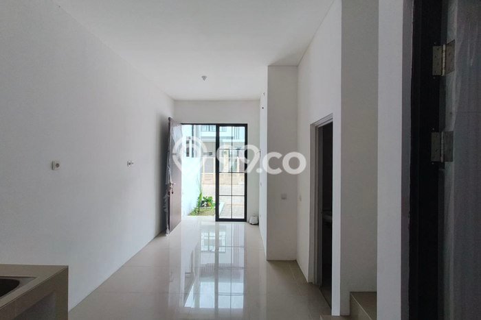 For Sale Rumah 3 Kamar Lokasi Ideal Nyaman dan Strategis di Mulyorejo For Sale Rumah 3 Kamar Lokasi Ideal Nyaman dan Strategis di Mulyorejo