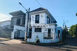 Rumah Elit Modern Siap Huni di Surabaya Kota Surabaya Rumah Elit Modern Siap Huni di Surabaya Kota Surabaya