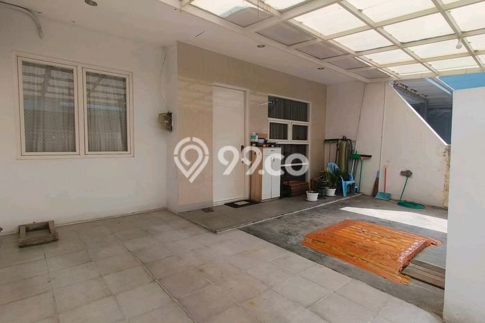 Rumah Siap Huni LT 140m2m² / LB 150m2m² di Lokasi Premium , Sidoarjo Rumah Siap Huni LT 140m2m² / LB 150m2m² di Lokasi Premium , Sidoarjo