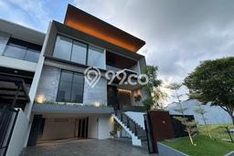 Dijual Rumah Luas Megah Dengan View Eksklusif di Citraland, Surabaya Dijual Rumah Luas Megah Dengan View Eksklusif di Citraland, Surabaya
