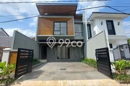 For Sale Rumah Mewah Exclusive di Rungkut, Surabaya For Sale Rumah Mewah Exclusive di Rungkut, Surabaya