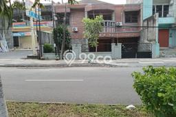 Rumah Luxury Modern Siap Huni di Raya A Yani Surabaya Rumah Luxury Modern Siap Huni di Raya A Yani Surabaya