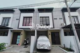 For Sale Rumah 3 Kamar Lokasi Ideal Nyaman dan Strategis di Mulyorejo For Sale Rumah 3 Kamar Lokasi Ideal Nyaman dan Strategis di Mulyorejo