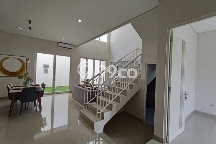 PROPERTI PILIHAN! Rumah area , LT 171m2m² LB 205m2m² PROPERTI PILIHAN! Rumah area , LT 171m2m² LB 205m2m²