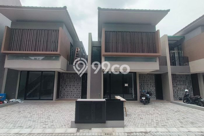 Hot Offer Hunian Premium Ideal dan Luas di Mulyosari, Surabaya Hot Offer Hunian Premium Ideal dan Luas di Mulyosari, Surabaya