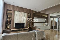 Hunian Modern dengan LT 200m2 & LB 200m2 Disewakan di Pantai Indah Kapuk Hunian Modern dengan LT 200m2 & LB 200m2 Disewakan di Pantai Indah Kapuk