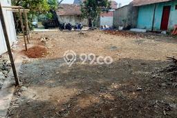 Tanah Dijual Lokasi Sawangan, Depok dengan Luas Tanah 225m2 dan Status - Tanah Dijual Lokasi Sawangan, Depok dengan Luas Tanah 225m2 dan Status -