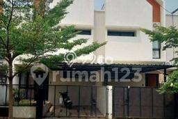 Dijual Hunian Rumah Terawat 3 Kamar di Depok I, Depok Dijual Hunian Rumah Terawat 3 Kamar di Depok I, Depok