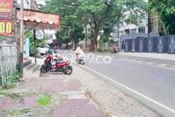 Tanah Kawasan Kebayoran Lama, Luas 390m2m², Dekat Pusat Kota, Prospek Menjanjikan Tanah Kawasan Kebayoran Lama, Luas 390m2m², Dekat Pusat Kota, Prospek Menjanjikan