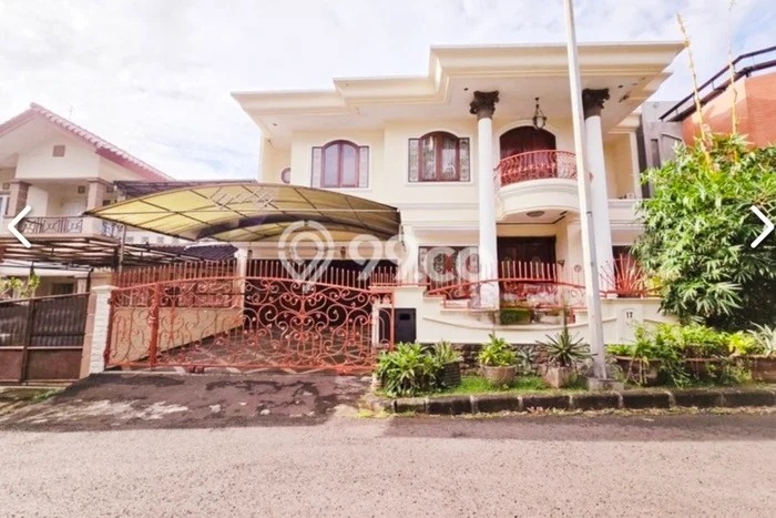 Rumah Luxury Modern Siap Huni di Bintaro Jakarta Selatan Rumah Luxury Modern Siap Huni di Bintaro Jakarta Selatan
