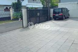 Area Ramai! Komersial Dijual di Kebayoran Baru untuk Bisnis Luas Bangunan 600m2 Area Ramai! Komersial Dijual di Kebayoran Baru untuk Bisnis Luas Bangunan 600m2