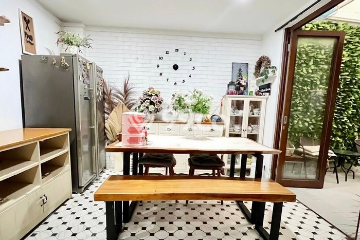 For Sale! Luxury House LT 196m2 Desain Modern di Bintaro For Sale! Luxury House LT 196m2 Desain Modern di Bintaro