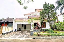 Hunian Mewah LB 300m2 Siap Pakai Desain Elegan di Bintaro, Tangerang Selatan Hunian Mewah LB 300m2 Siap Pakai Desain Elegan di Bintaro, Tangerang Selatan