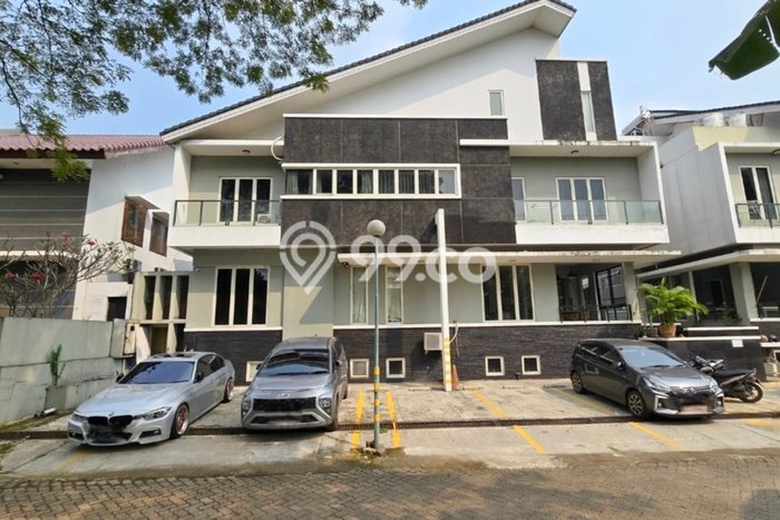 Aset Investasi! Kost Dijual di Karawaci, Tangerang, 20 KT, 20 KM, Luas 730m2 Aset Investasi! Kost Dijual di Karawaci, Tangerang, 20 KT, 20 KM, Luas 730m2