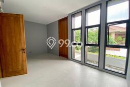 Hunian Elit LB 255m2 Siap Huni Desain Elegan di Pondok Indah, Jakarta Selatan Hunian Elit LB 255m2 Siap Huni Desain Elegan di Pondok Indah, Jakarta Selatan
