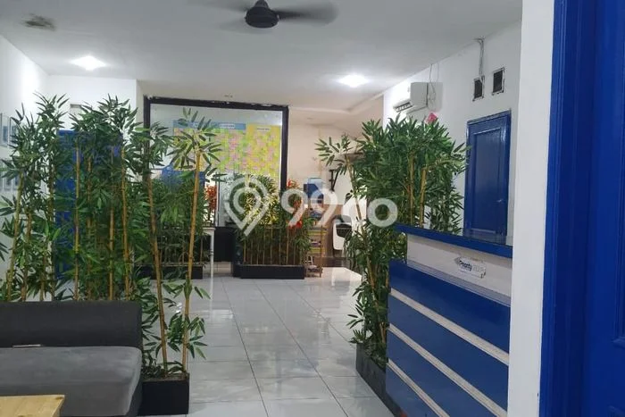 Unit Komersial Dijual di Tangerang Selatan LT 300m2 & LB 200m2 Unit Komersial Dijual di Tangerang Selatan LT 300m2 & LB 200m2